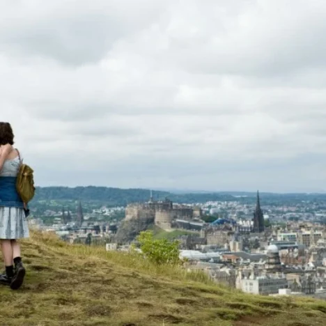 Lavorare in un charity shop a Edimburgo
